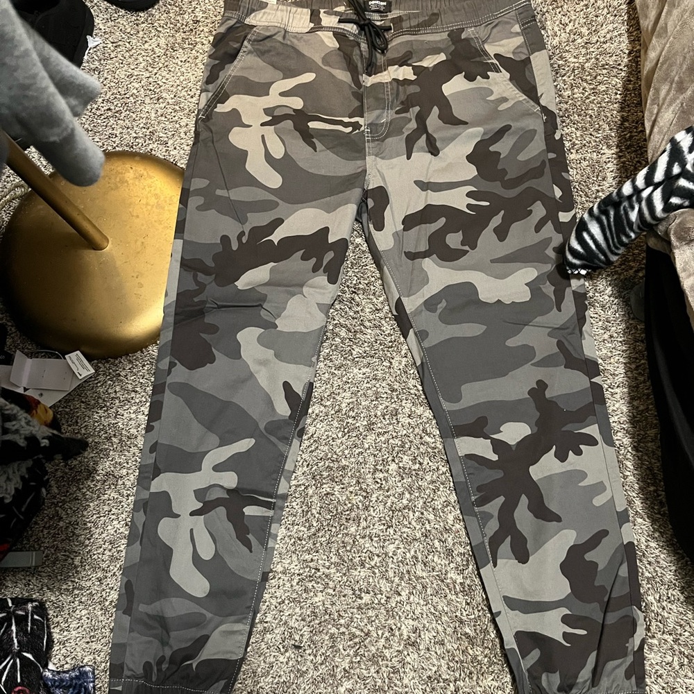 XL levi’s joggers